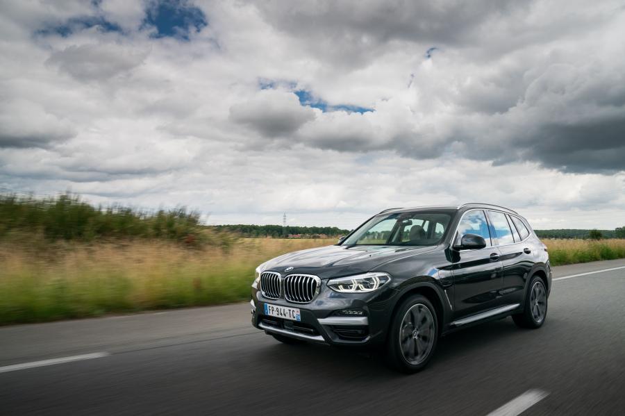 BMW X3 xDrive30e xLine (G01) 2019 года  (WW) (фото 8 из 12)